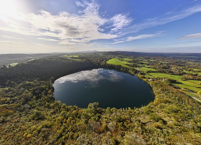 Baignade - Gour de Tazenat