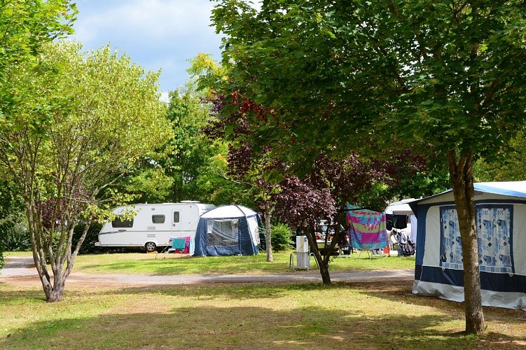 Camping du Lac de Saint-Cyr