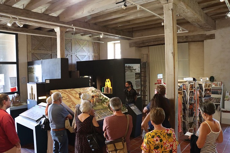 Musée et Jardin du Prieuré de Souvigny