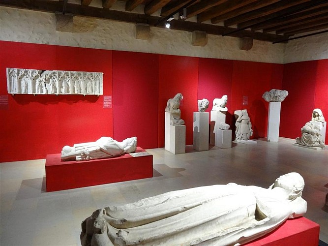 Musée et Jardin du Prieuré de Souvigny