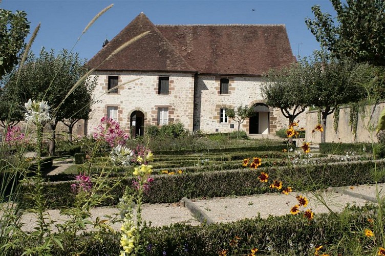 Musée et Jardin du Prieuré de Souvigny