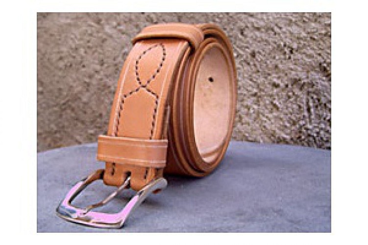 Artisan cuir  (Maroquinerie /  Bourrellerie)