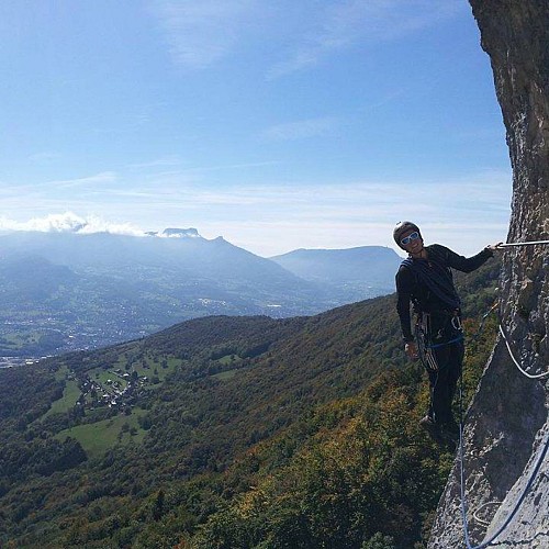 Osmoz' - Location de vélos, vélos électriques, Encadrement sports de nature