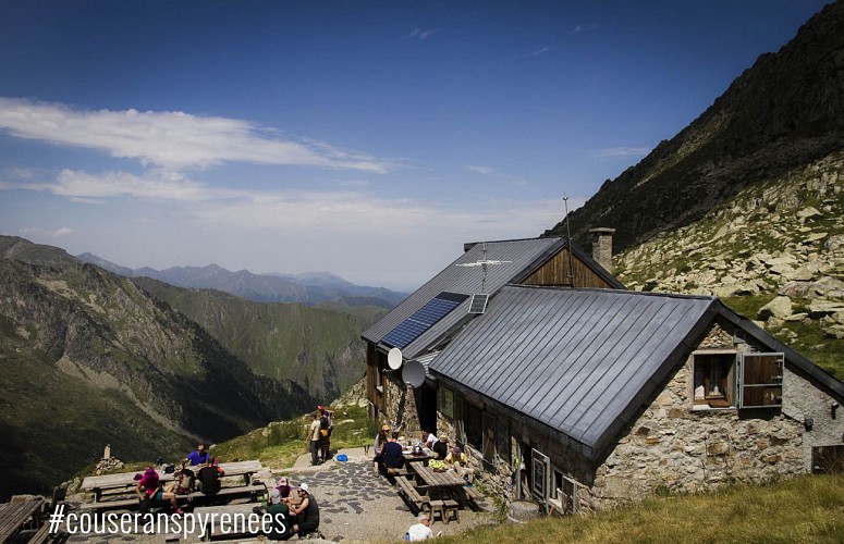 Les estagnous Mountain refuge