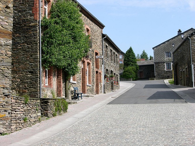 Le village de Gros-Fays