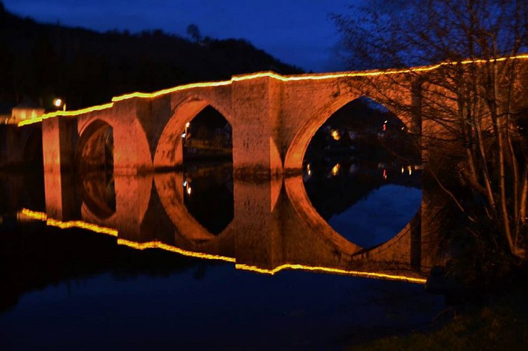 Pont gothique sur la Truyère