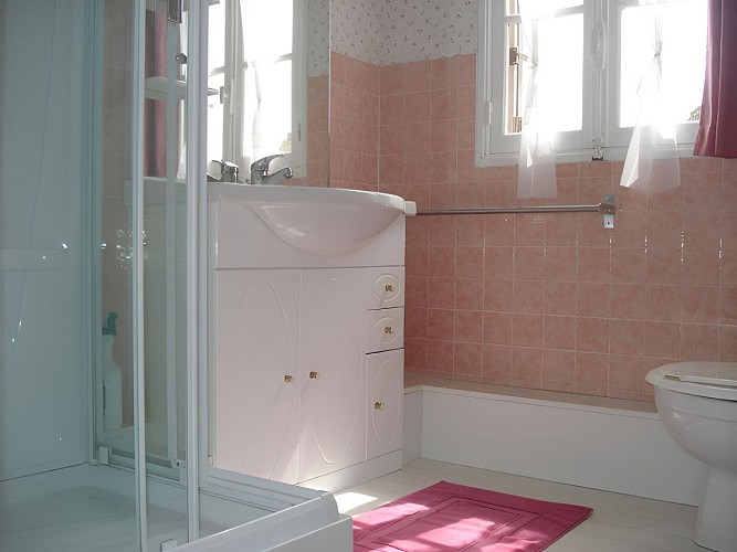 Mr et Mme Grandsire salle d'eau