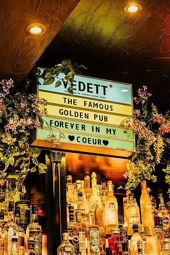 2022-06-13-Golden-pub-06733