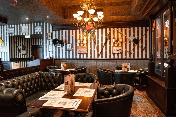 Le restaurant bar Au Bureau de Saint Maximin