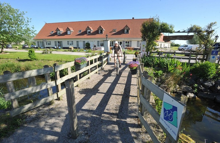 RESPIC080FS001PH_La Table de Flo_Favières_Somme_Picardie(c)Comdesimages (1)