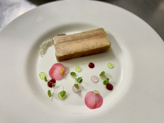 Marbré de foie gras au Macaron d'amiens