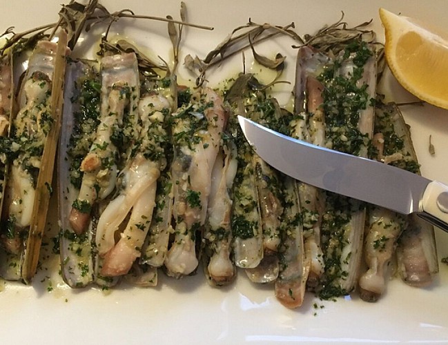 Ault_La-Salicorne_Couteaux-en-persillade@La-Salicorne_2021