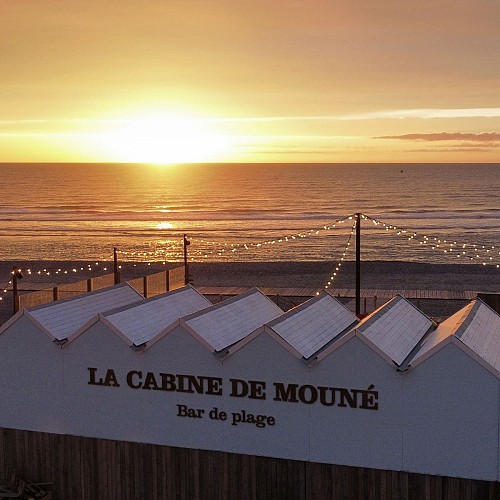Moune╠ü 4