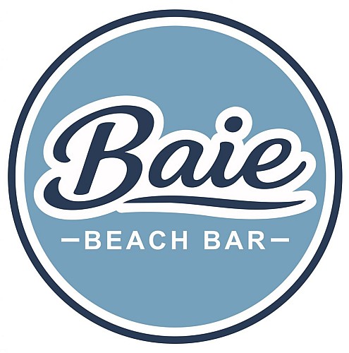Le Baie Beach Bar