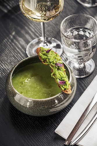 Bar et restaurant - Château Jeanne &amp; The Forest