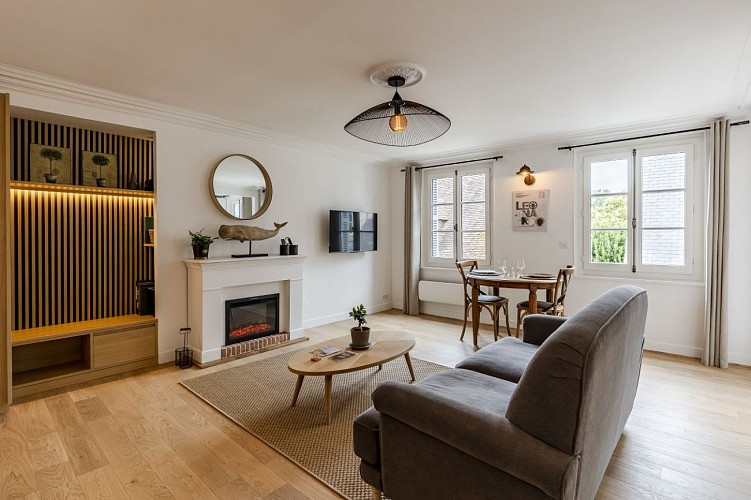 La petite Source- Honfleur - pièce de vie