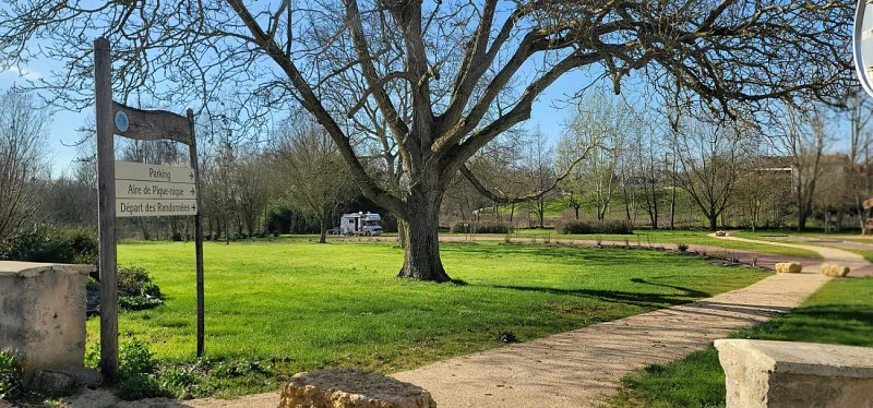 aire camping car la Grimaudière