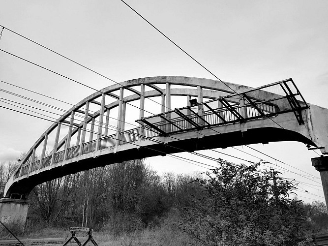 la passerelle piétonne
