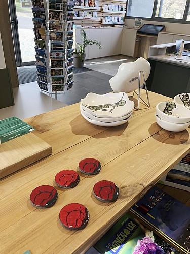 Aydat Tourist Office