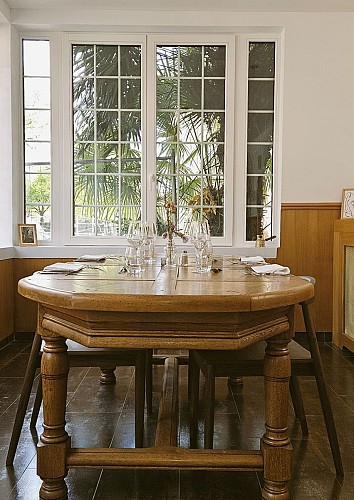 La Table de l'Hostellerie du Lys