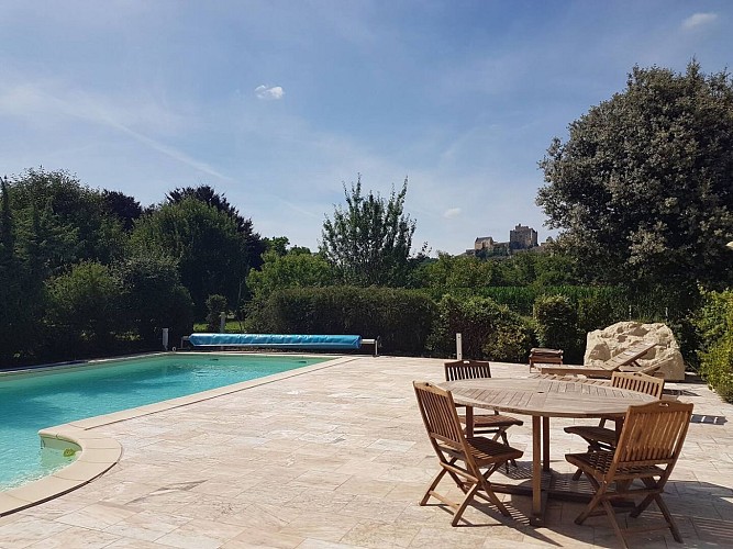 c69b7cd2-3f04-48f6-a577-1bee45ba85eb