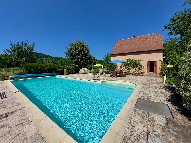 gite plein les yeux avec piscine à beynac