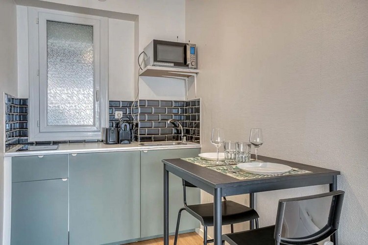 9898cffd-1347-4e0c-938e-0f950e8ca004