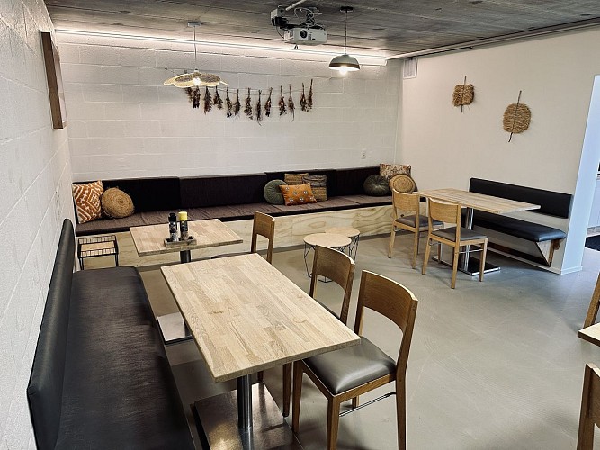 Hôtel La Bel Echapée_salle petits déjeuner_03-2024_redim