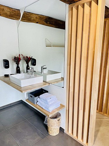 Hôtel La Bel Echappé_Salle de bain_03-2024redim