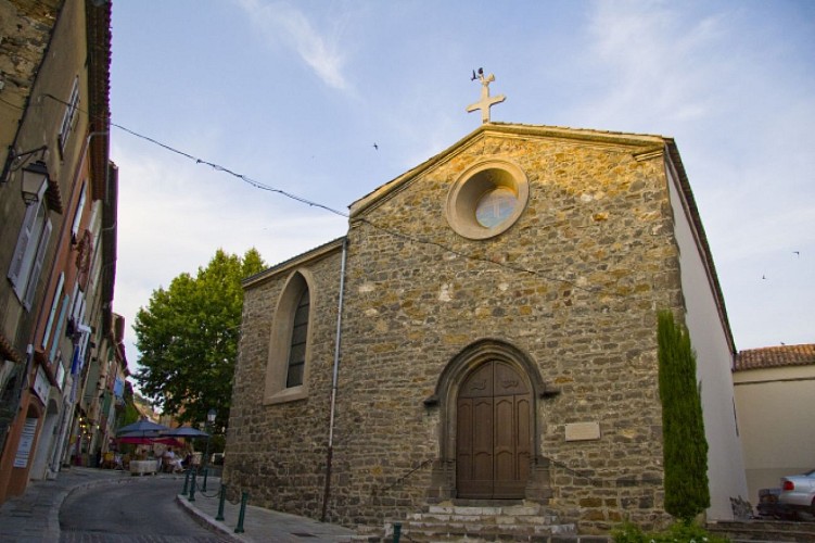 Place de l'Abbé Toti - Maison du Colporteur Esmieu - Ancienne Mairie - Eglise St Sauveur St Etienne