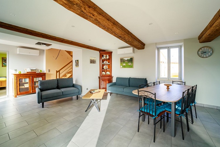 Gite Lathuilière, Vaudebarrier, mars 2024. Photographe : Sarah Morvan Vessely - Photografik.