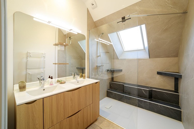 Gite Lathuilière, Vaudebarrier, mars 2024. Photographe : Sarah Morvan Vessely - Photografik.