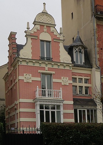 L'avenue de Gravelle