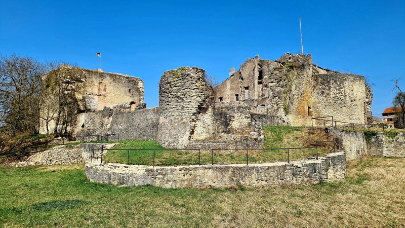 château qui qu'en grogne