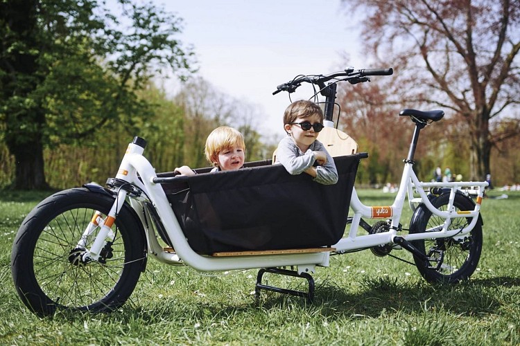 Supermarche_White_Kids_OpenLoader-scaled-2048x1366