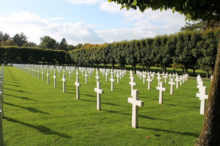Meuse-Argonne American Cemetery and Memorial (Cimetière et mémorial américain Meuse-Argonne)