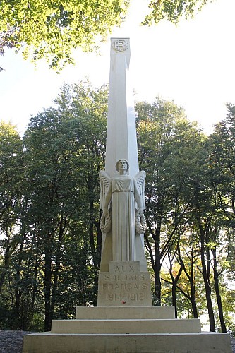 Monument aux Soldats Français du Mont Kemmel 