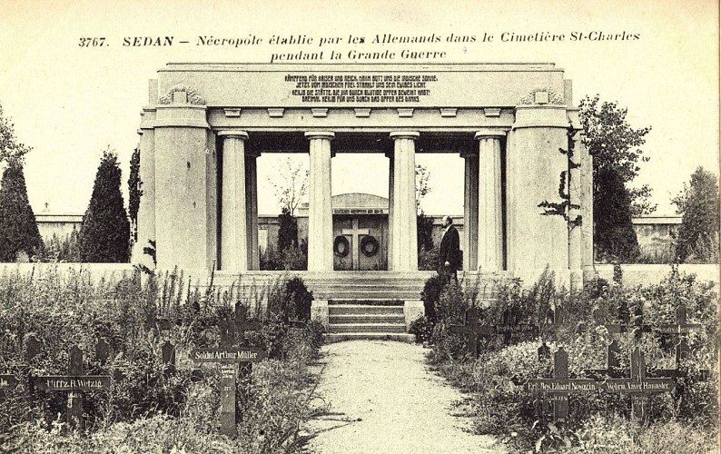 Monument commémoratif allemand du cimetière Saint-Charles de Sedan