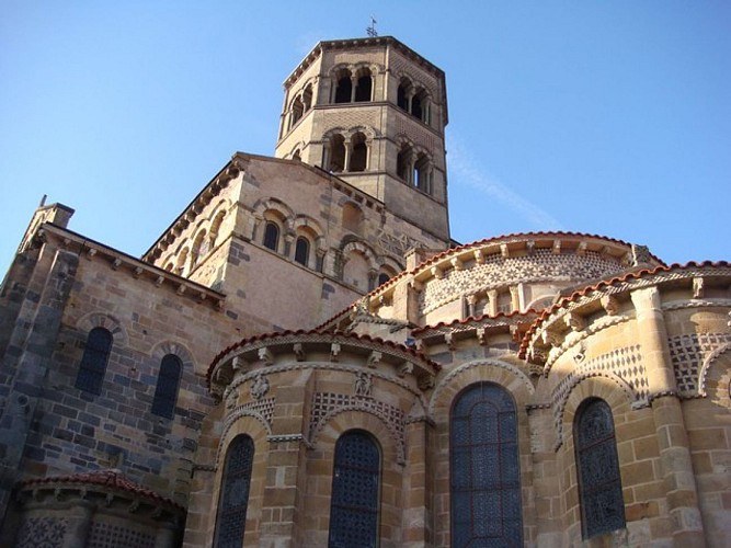 Abbatiale Saint-Austremoine