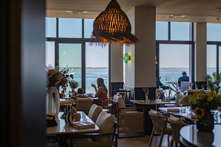 Shoot-01_LesVagues©CamilleGabarra-vraiStudio_HD_21-MD_web