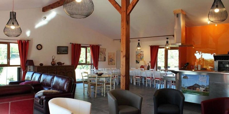 Séjour, salle à manger, cuisine 95 m2