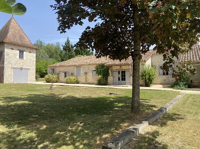 Chambre d'hôtes La Bourneloise -Extérieur façade avant 8
