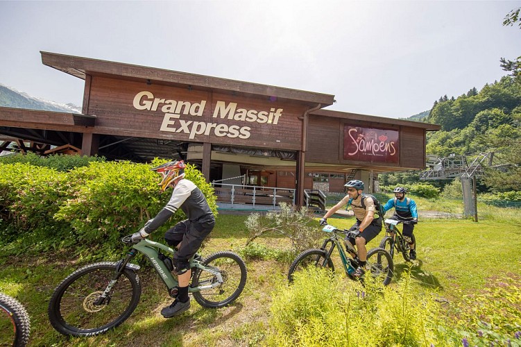 Le Grand Massif en été !