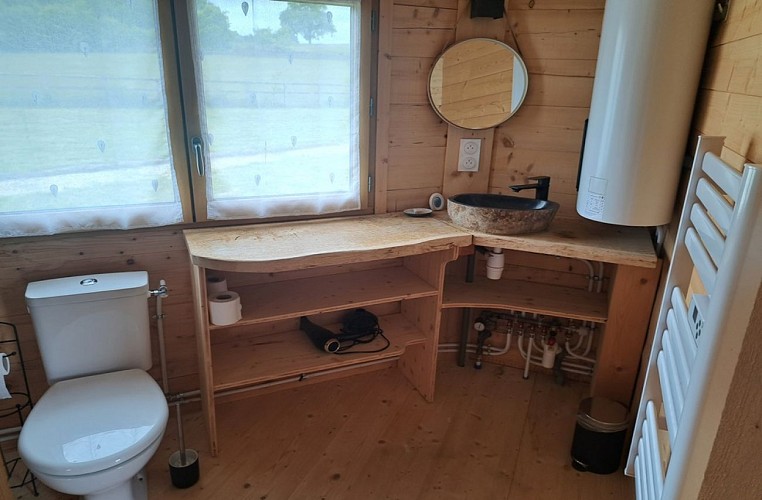 Les loges du temps | Kota Finlandais au bord de l'eau