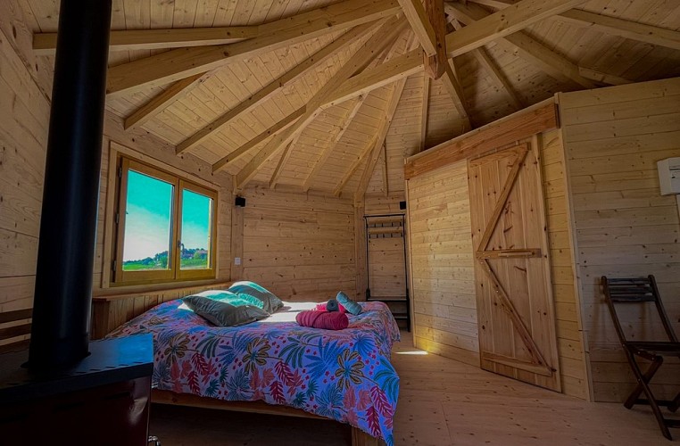 Les loges du temps | Kota finlandais en bord d'étang