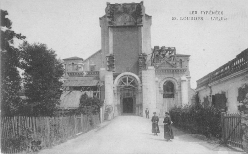 Die Pfarrkirche Sacré-Cœur