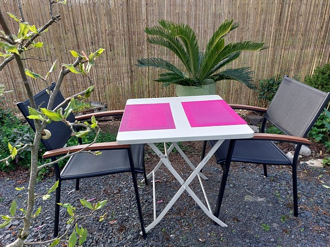 espace repas extérieur