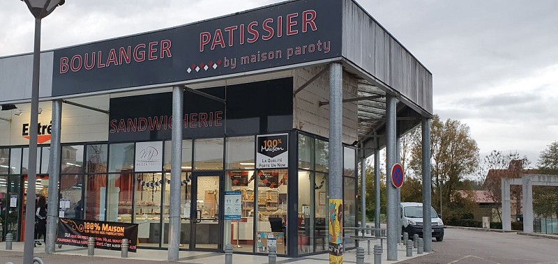 Paroty Dampierre Boulangerie cut