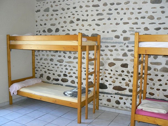 Morlaàs, camping municipal, dortoir hébergement pèlerins 2