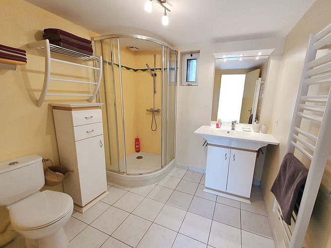 chambre-des-chateaux-salle-de-bain-1
